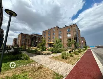 3-комнатная квартира, этаж 3 из 5, 102 м²