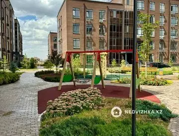 3-комнатная квартира, этаж 3 из 5, 102 м²