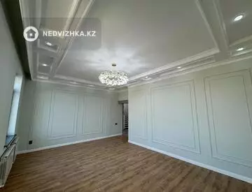 6-комнатный дом, 5 соток, 222 м²