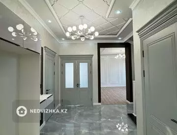 6-комнатный дом, 5 соток, 222 м²