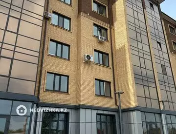 Торговое помещение, этаж 1 из 5, 349 м²