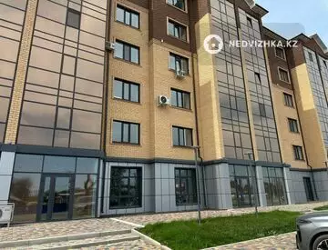 Торговое помещение, этаж 1 из 5, 349 м²
