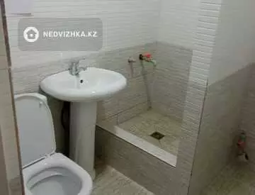 2-комнатная квартира, этаж 4 из 5, 44 м²