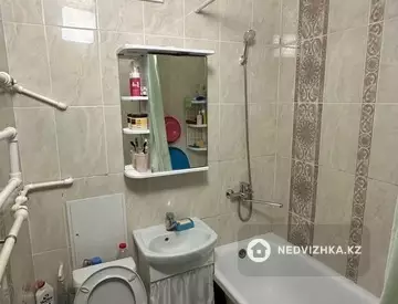 58.4 м², 3-комнатная квартира, этаж 5 из 5, 58 м², изображение - 4