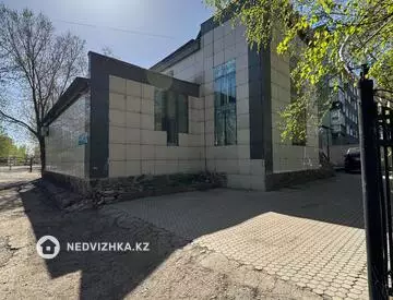 Общепит в отдельно стоящее здание, этаж 2 из 3, 483 м²