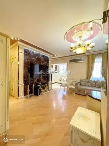 2-комнатная квартира, этаж 5 из 5, 57 м²