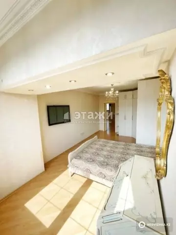 2-комнатная квартира, этаж 5 из 5, 57 м²