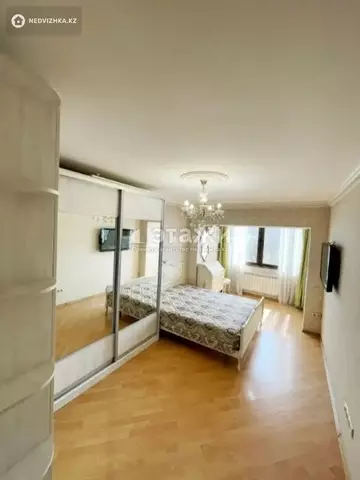 57.1 м², 2-комнатная квартира, этаж 5 из 5, 57 м², изображение - 4
