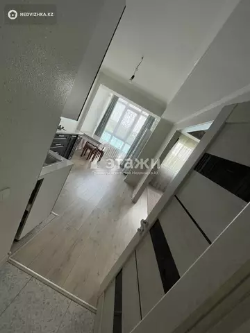 2-комнатная квартира, этаж 7 из 10, 58 м²