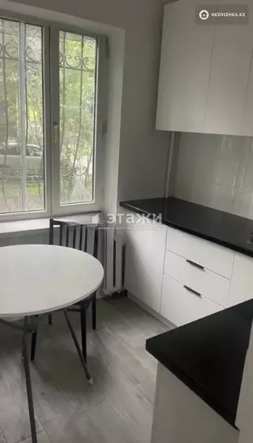 3-комнатная квартира, этаж 1 из 5, 58 м²