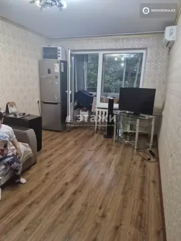 2-комнатная квартира, этаж 4 из 4, 45 м²