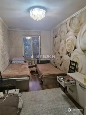 2-комнатная квартира, этаж 4 из 4, 45 м²