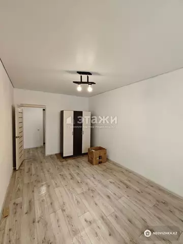 1-комнатная квартира, этаж 2 из 9, 39 м²