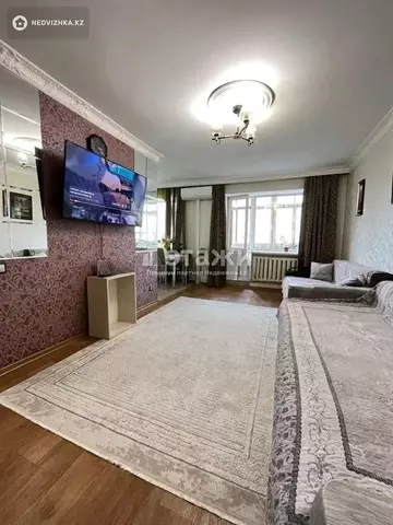 2-комнатная квартира, этаж 3 из 5, 48 м²
