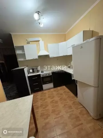 2-комнатная квартира, этаж 8 из 13, 40 м²