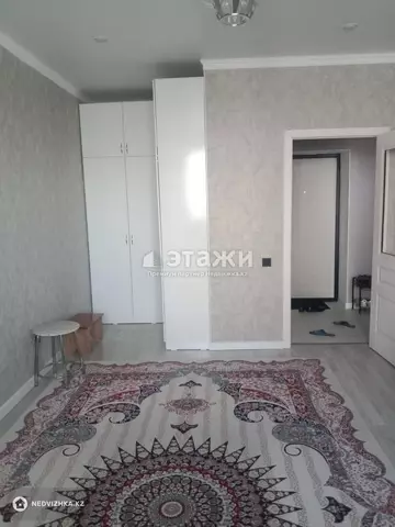 1-комнатная квартира, этаж 3 из 9, 38 м²