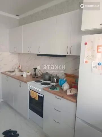 1-комнатная квартира, этаж 3 из 9, 38 м²