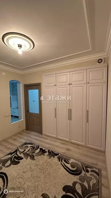 2-комнатная квартира, этаж 8 из 12, 52 м²