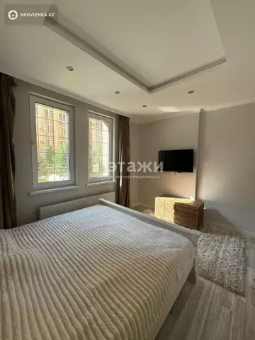 3-комнатная квартира, этаж 1 из 7, 82 м²