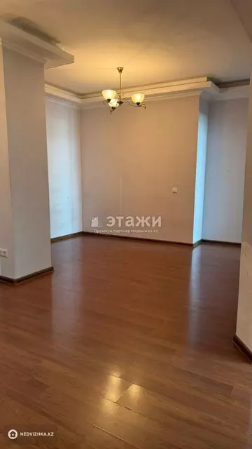 2-комнатная квартира, этаж 9 из 13, 79 м²
