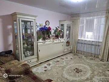 3-комнатная квартира, этаж 3 из 7, 76 м²