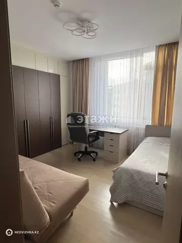 4-комнатная квартира, этаж 19 из 21, 152 м²