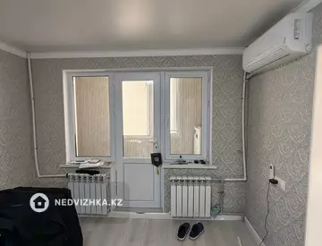 1-комнатная квартира, этаж 4 из 5, 25 м²