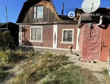 5-комнатный дом, 7 соток, 58 м²