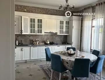 5-комнатный дом, 8 соток, 211 м²