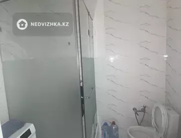 1-комнатная квартира, этаж 4 из 10, 40 м²