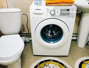 1-комнатная квартира, этаж 12 из 12, 37 м², посуточно