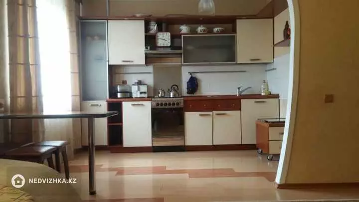 68 м², 3-комнатная квартира, этаж 5 из 6, 68 м², изображение - 1