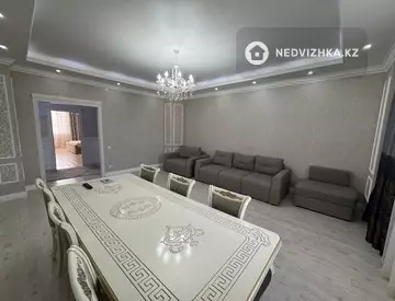 2-комнатная квартира, этаж 13 из 17, 106 м²