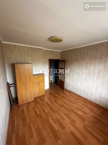 2-комнатная квартира, этаж 5 из 5, 42 м²