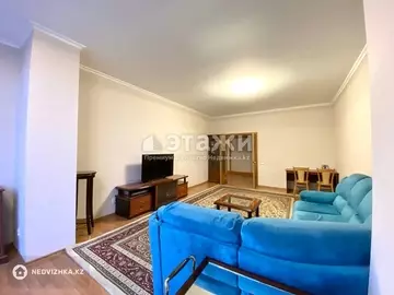3-комнатная квартира, этаж 2 из 12, 130 м²