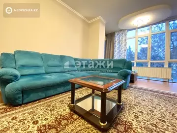 3-комнатная квартира, этаж 2 из 12, 130 м²