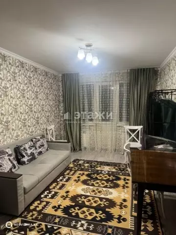 2-комнатная квартира, этаж 4 из 4, 59 м²