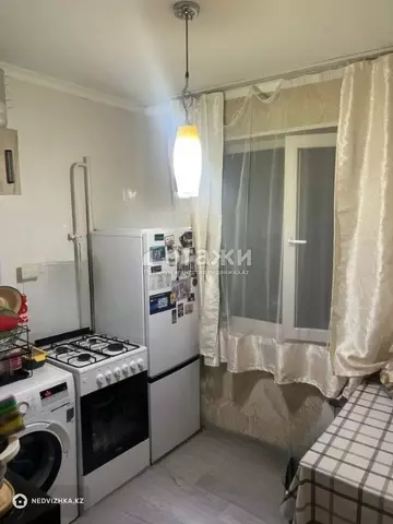 2-комнатная квартира, этаж 4 из 4, 59 м²