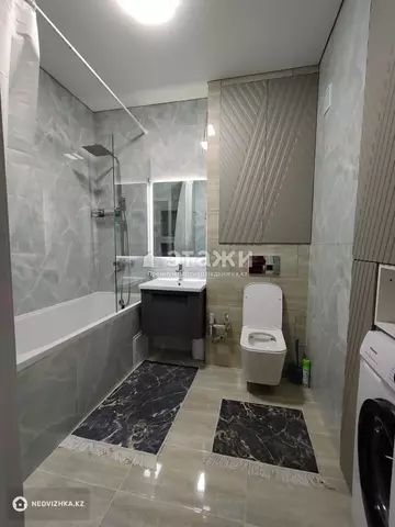 3-комнатная квартира, этаж 8 из 9, 65 м²