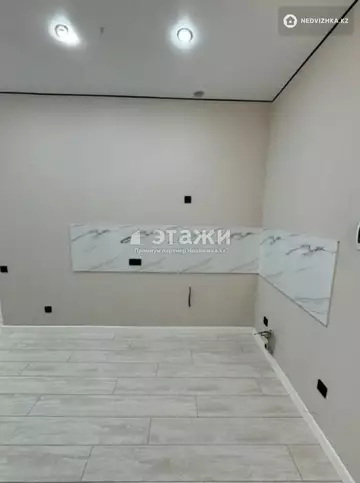 2-комнатная квартира, этаж 8 из 16, 38 м²