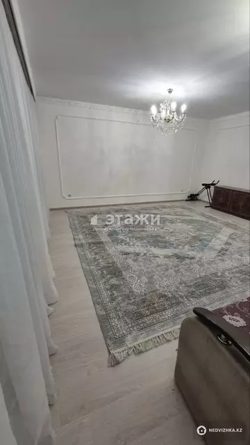2-комнатная квартира, этаж 5 из 10, 93 м²