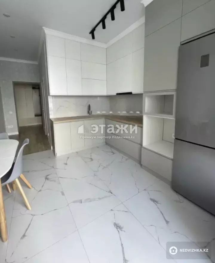 68 м², 2-комнатная квартира, этаж 11 из 12, 68 м², изображение - 1