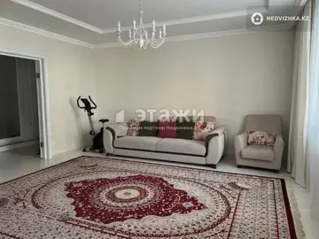4-комнатная квартира, этаж 14 из 14, 108 м²