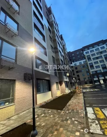 2-комнатная квартира, этаж 4 из 9, 45 м²