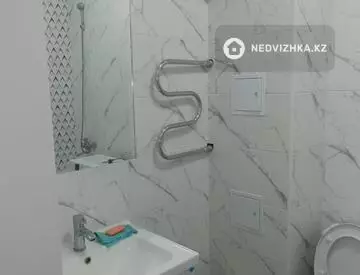 1-комнатная квартира, этаж 3 из 12, 38 м²