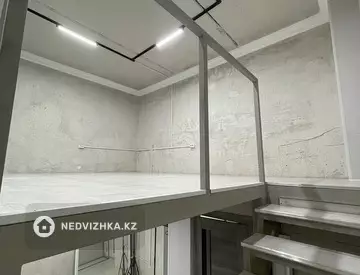 Помещение, этаж 1 из 9, 42 м²