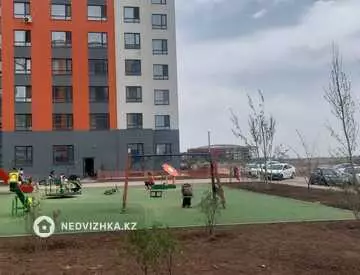 3-комнатная квартира, этаж 9 из 9, 77 м²