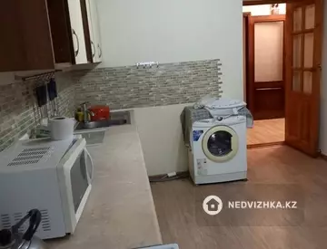 2-комнатная квартира, этаж 2 из 2, 61 м², на длительный срок