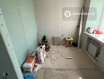 1-комнатная квартира, этаж 3 из 4, 32 м²