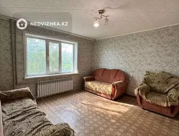 2-комнатная квартира, этаж 2 из 10, 54 м²